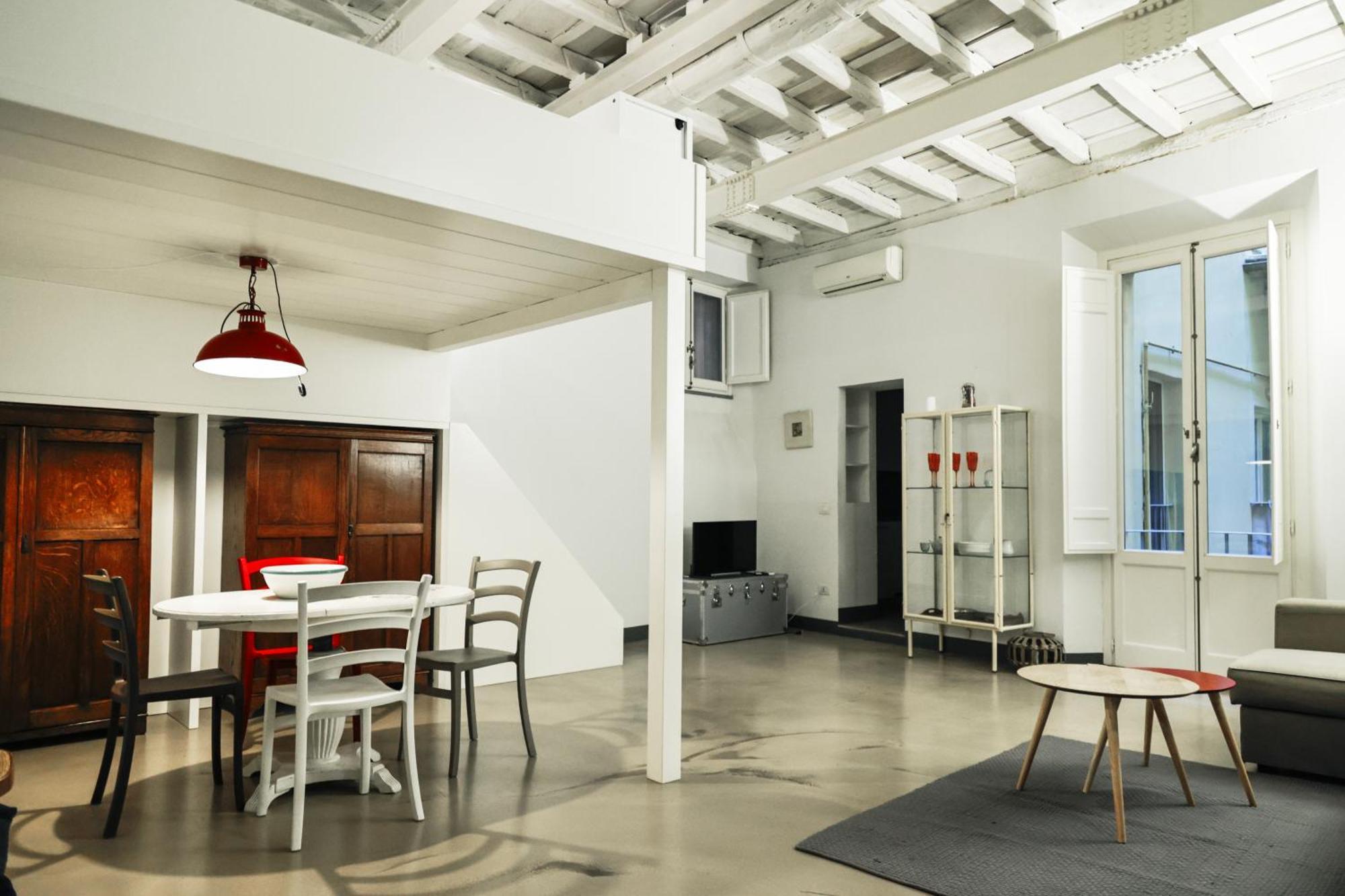 Stylish Loft In Monti Area, Near Colosseum Appartamento